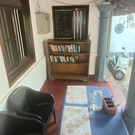 Perch Next Door Bed & Breakfast Kannur ภายนอก รูปภาพ