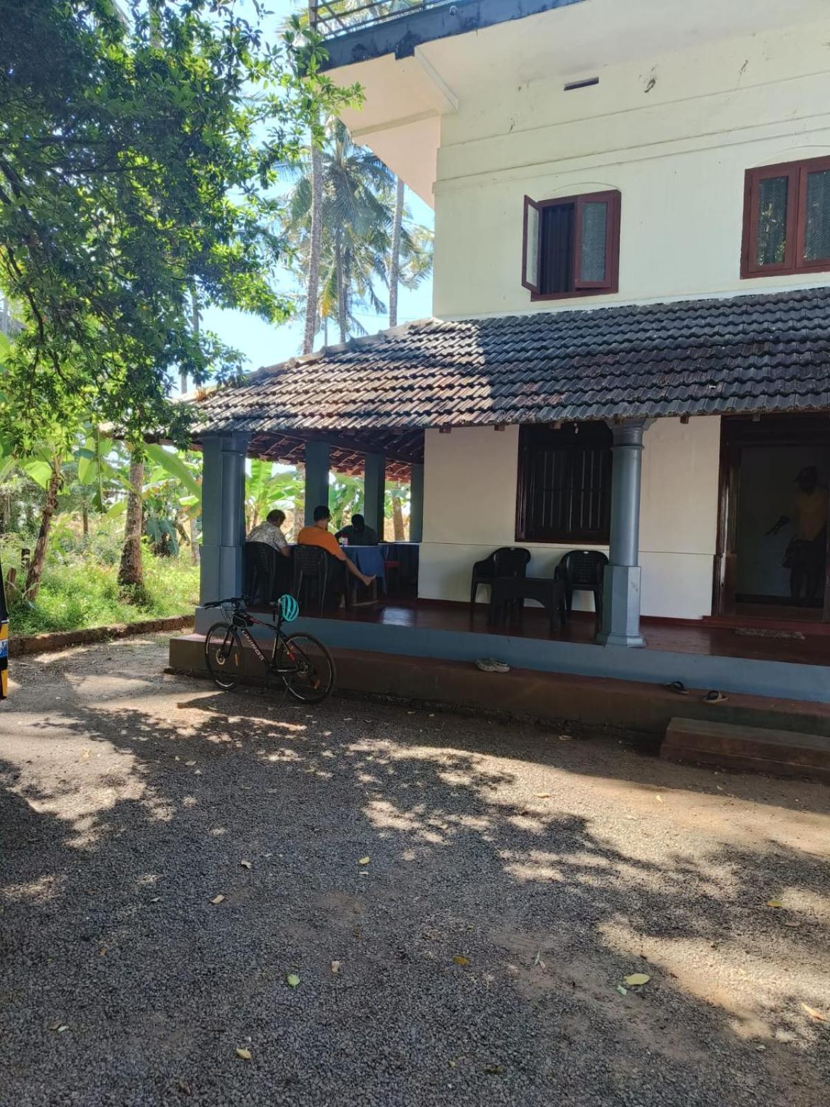 Perch Next Door Bed & Breakfast Kannur ภายนอก รูปภาพ