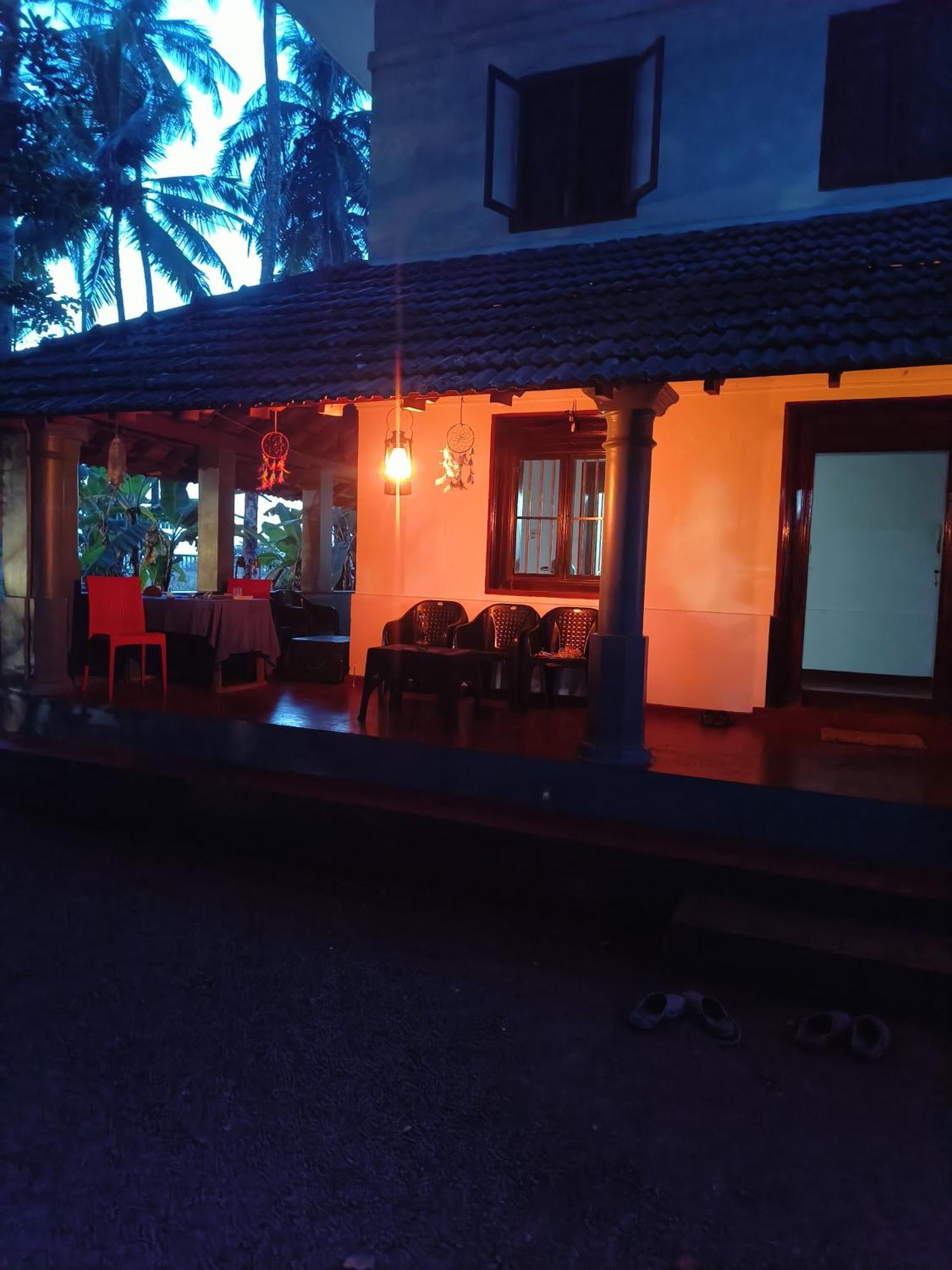 Perch Next Door Bed & Breakfast Kannur ภายนอก รูปภาพ