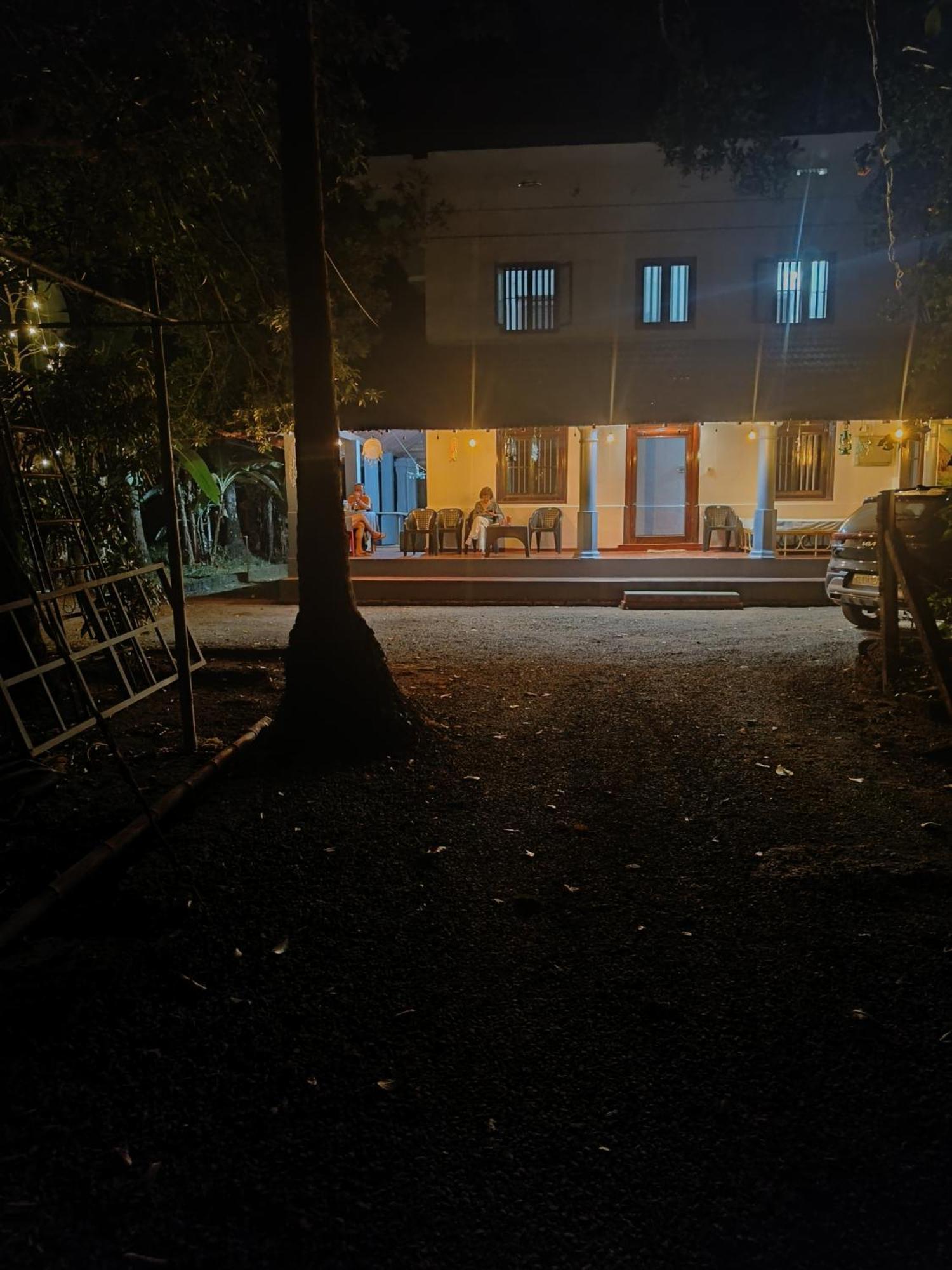 Perch Next Door Bed & Breakfast Kannur ภายนอก รูปภาพ