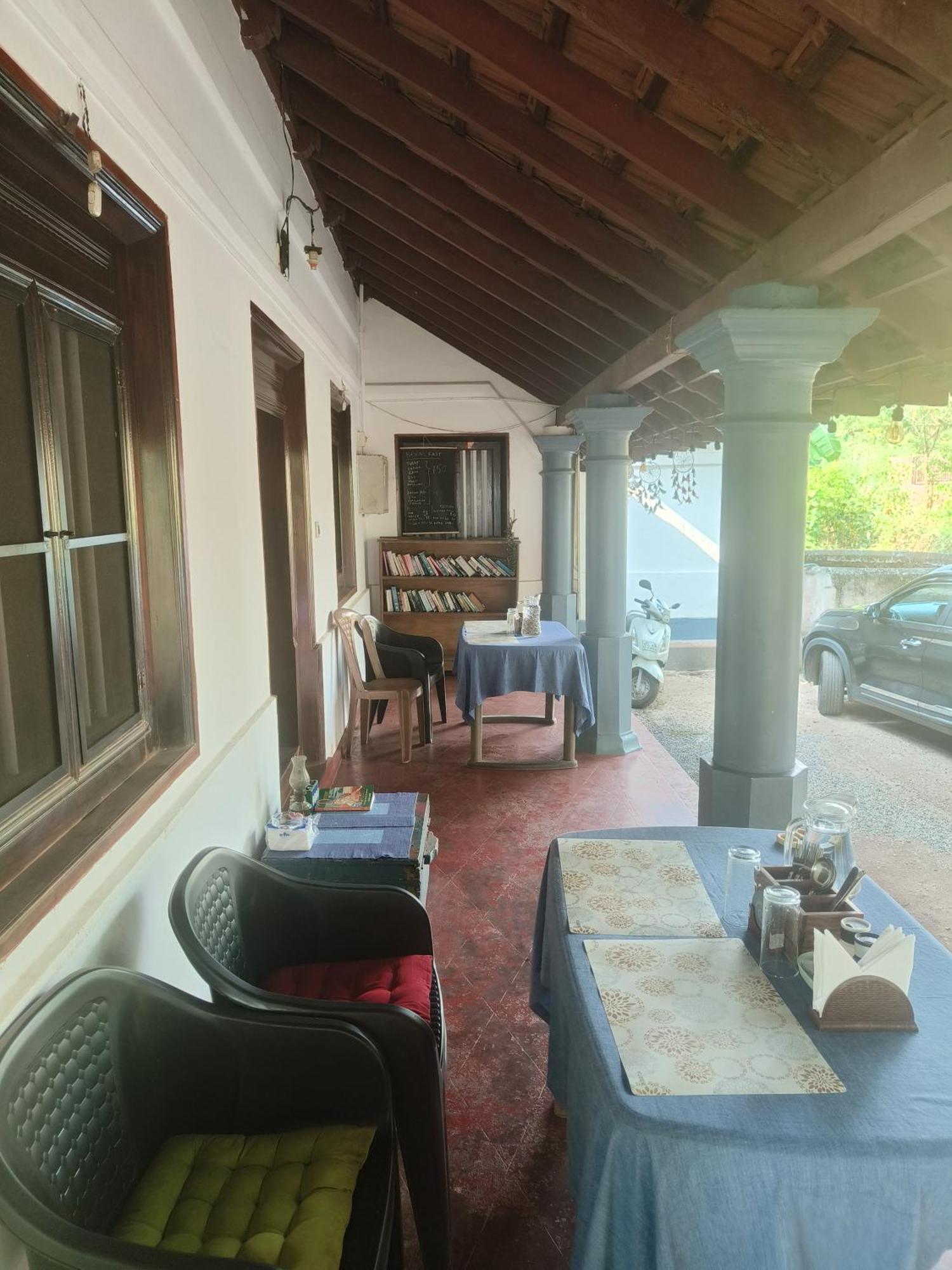 Perch Next Door Bed & Breakfast Kannur ภายนอก รูปภาพ